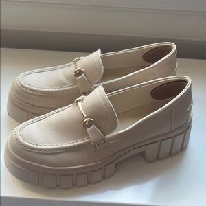 Elegant Cream Loafers